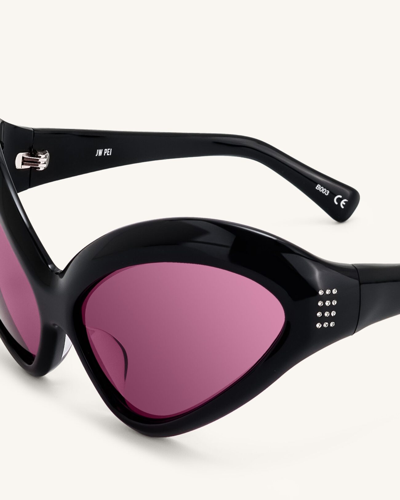 Quorra Cateye Sunglasses - Black - Image 5